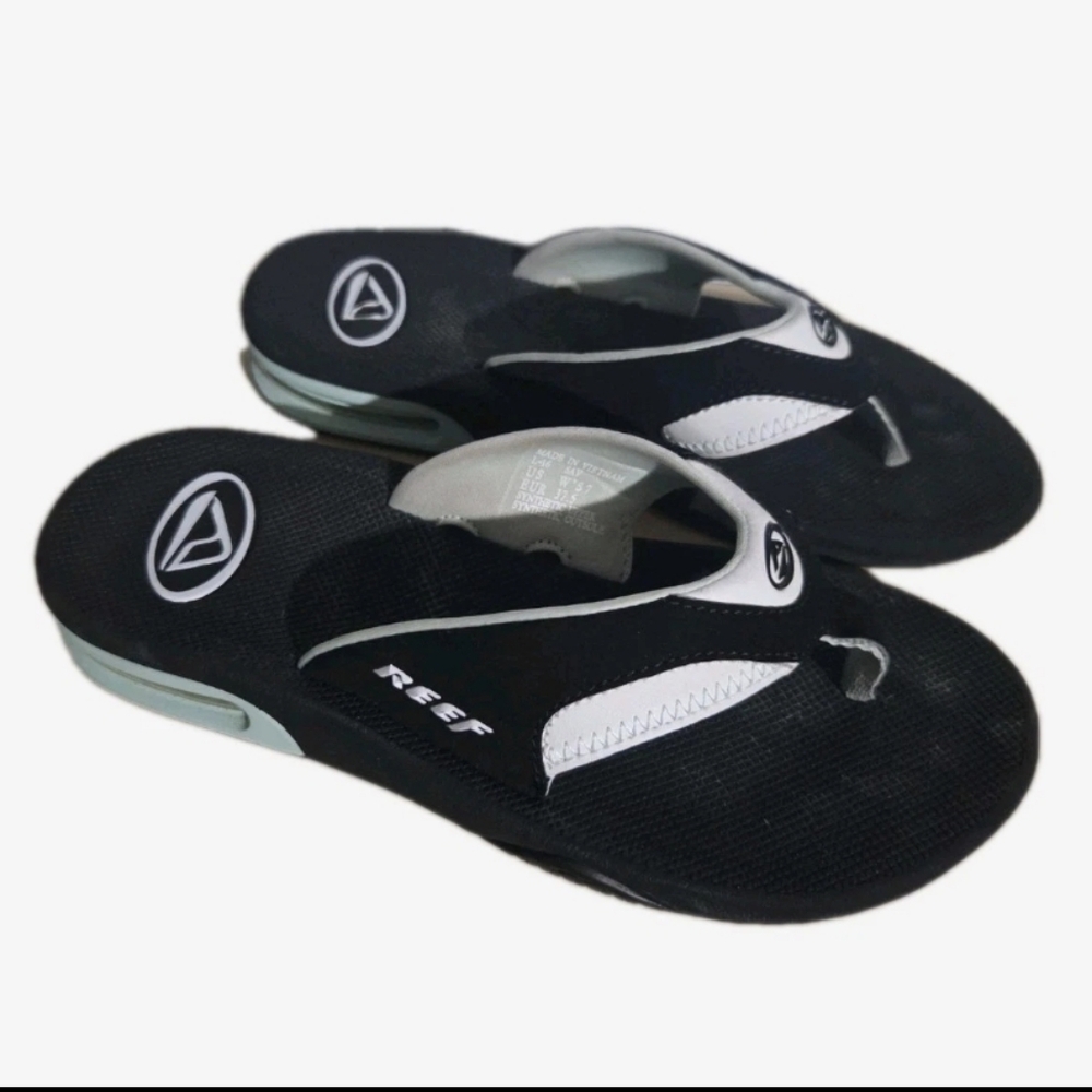 Reef Fanning Women's Sz 7 Shoes Bottle Opener Black Sandals